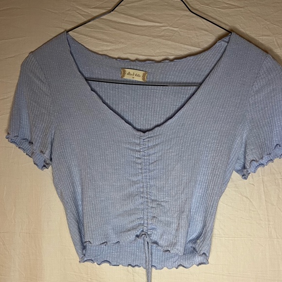 baby blue top! - Picture 3 of 4